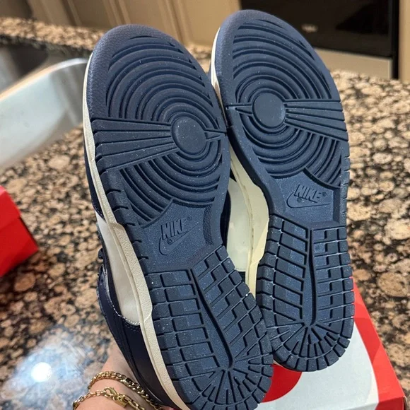 Nike Dark Blue and White Athletic Shoes - Picture 3 of 3